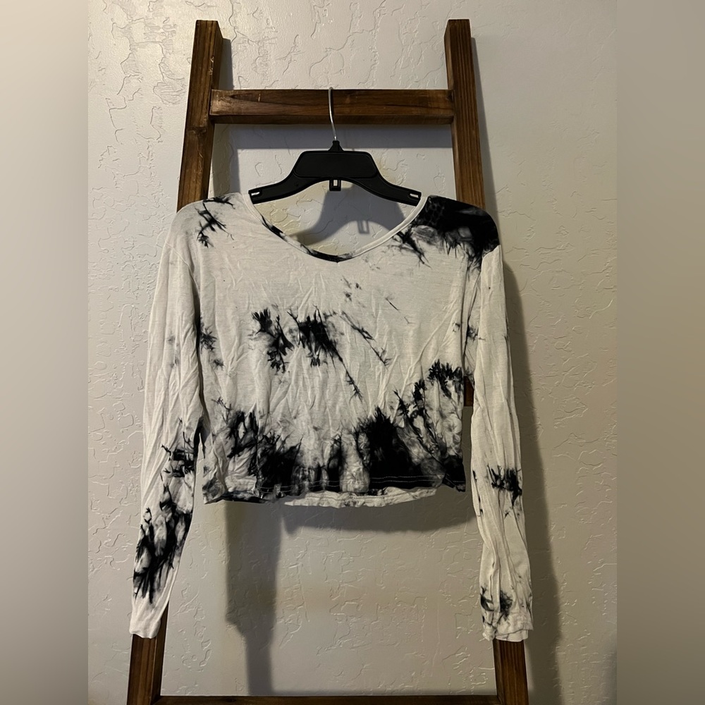Long sleeve tshirt